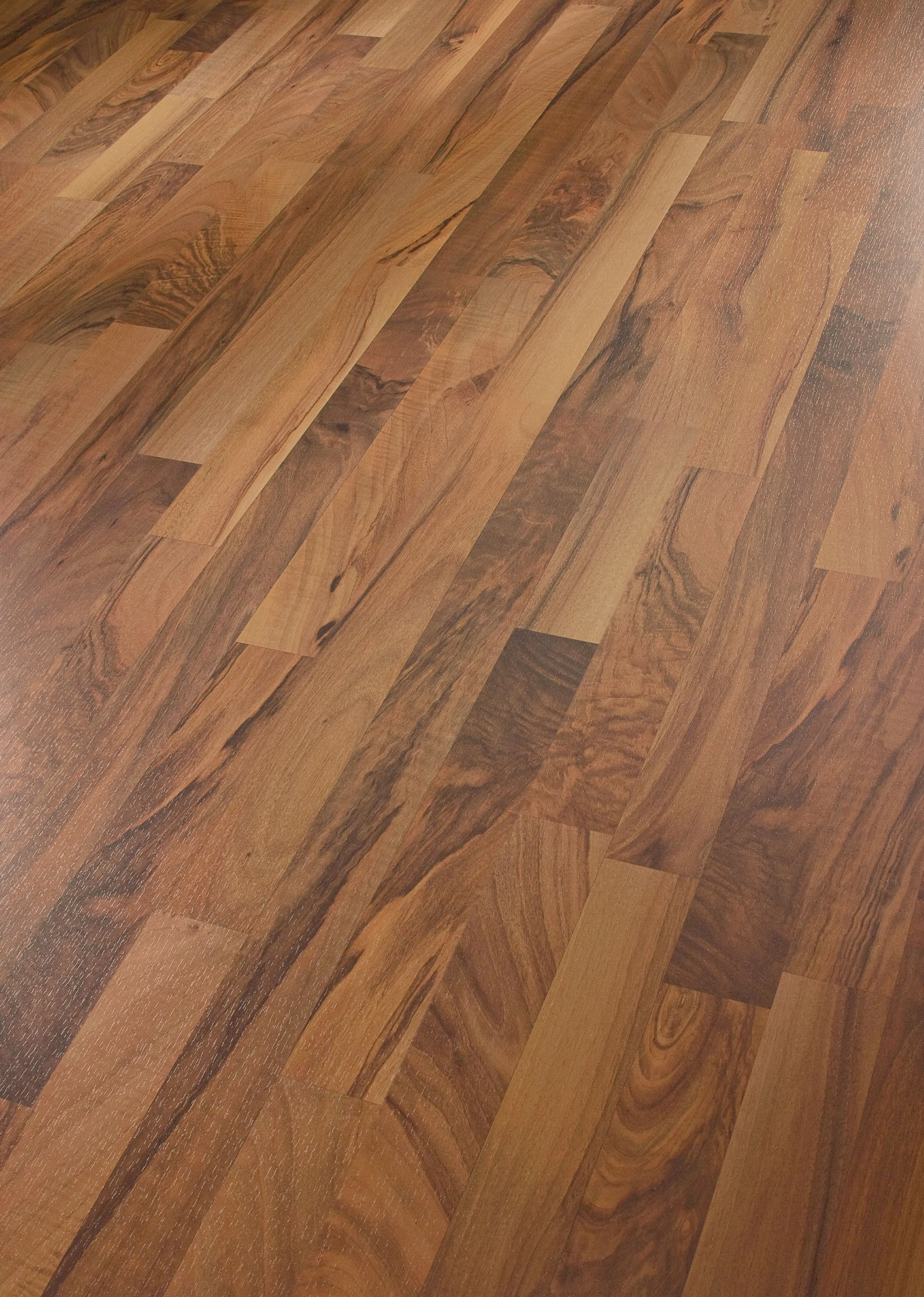 MR Laminat LC55 Nussbaum 211